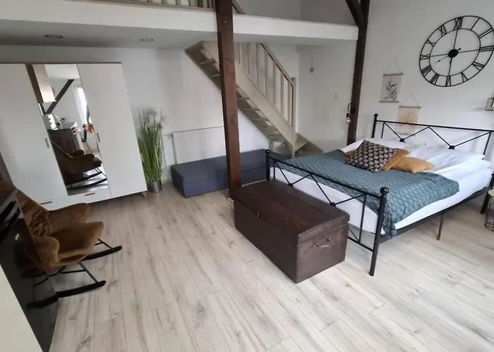 Attic Room Elk